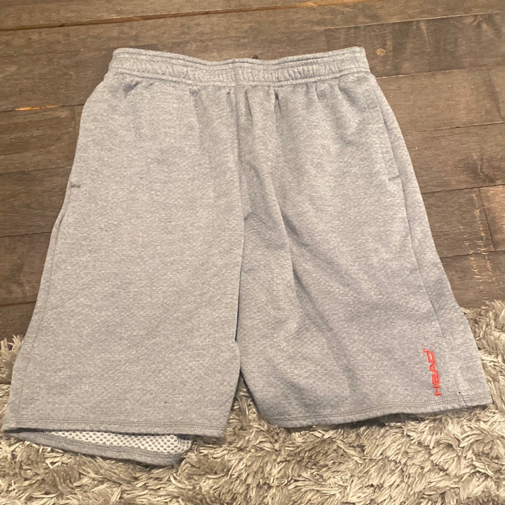 Head  grey shorts